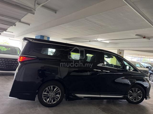 2025 Toyota ALPHARD 2.5 Z BIG BIG OFFER - 4
