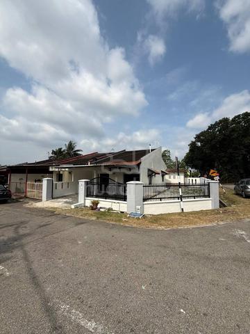Corner Lot Taman Air Biru |Bumi Lot| Rare unit 1