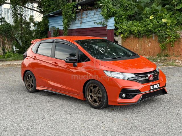 2017 Honda JAZZ 1.5 V (A) - 1