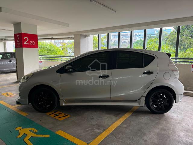 2013 Toyota PRIUS C 1.5 TRD SPORTIVO - FULLSERVICE - 5