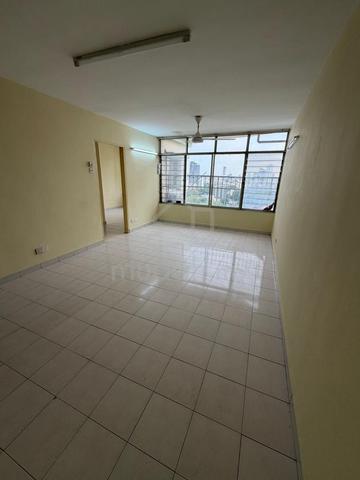 Taman Kristal 1
