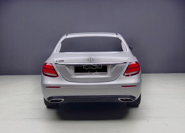 Ori-49k 2019 Mercedes Benz E200 2.0 Sportstyle FSH - 4