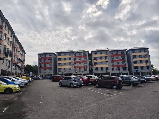 Flat Taman Pelangi Indah 1