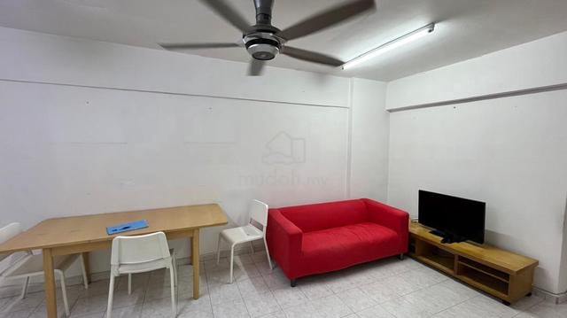 Sri Rakyat Apartment 1