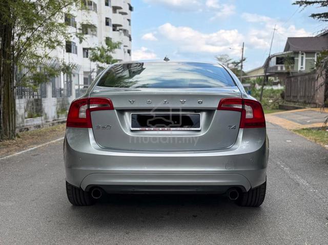 2015 Volvo S60 1.6 T4 FACELIFT ORIGINAL L/MIL 114K - 4
