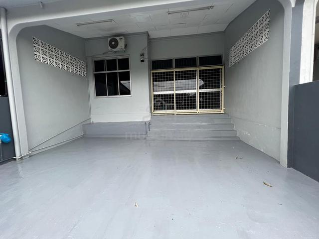 Single Storey Terrace/ Larkin/ Jalan Gelama/ Century Garden/ near CIQ 1