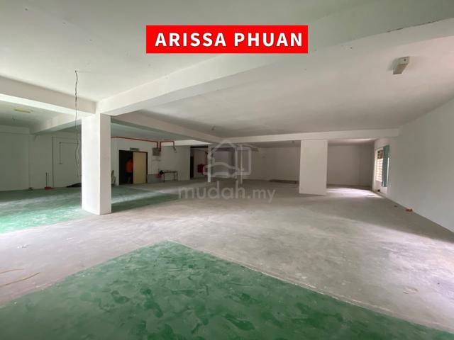 1st Floor commercial shop, office lot 3000sqft Jelutong Main Road lift 1