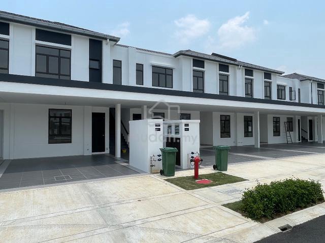 Eco Regent Garden Townhouse Bandar Puncak Alam For Sale 1