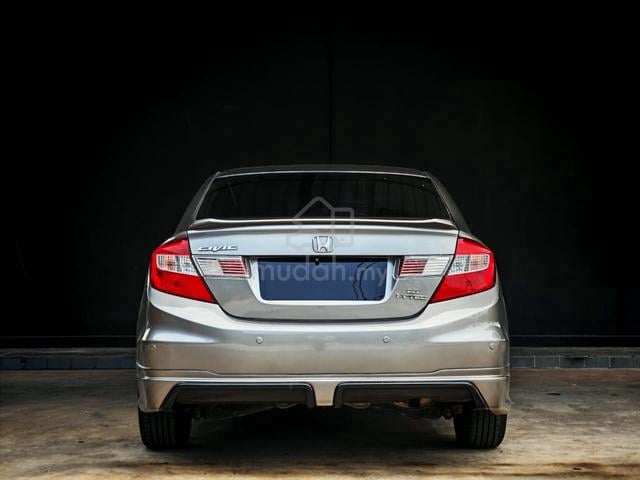 2015 Honda CIVIC 1.8 S (A) - 2