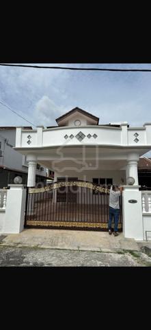 double storey terrace corner at batu maung for sales 1