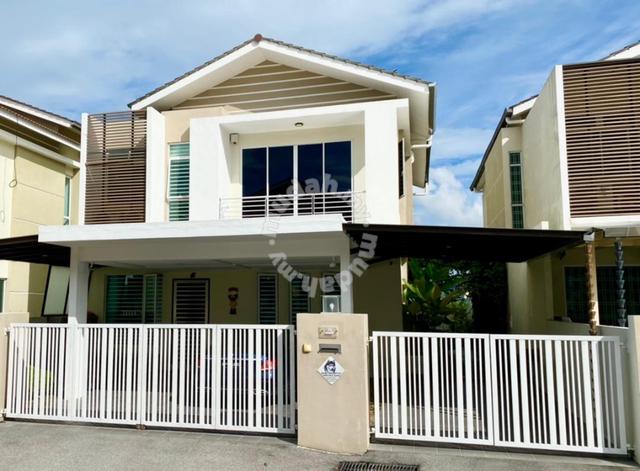 2 storey zero lot Bungalow, Hill Park Residence, Alma 1