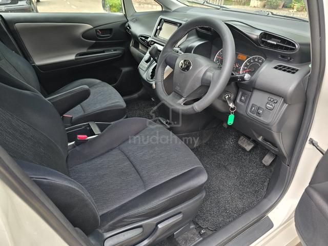2009 Toyota WISH 1.8 S (A) FACELIFT - 3