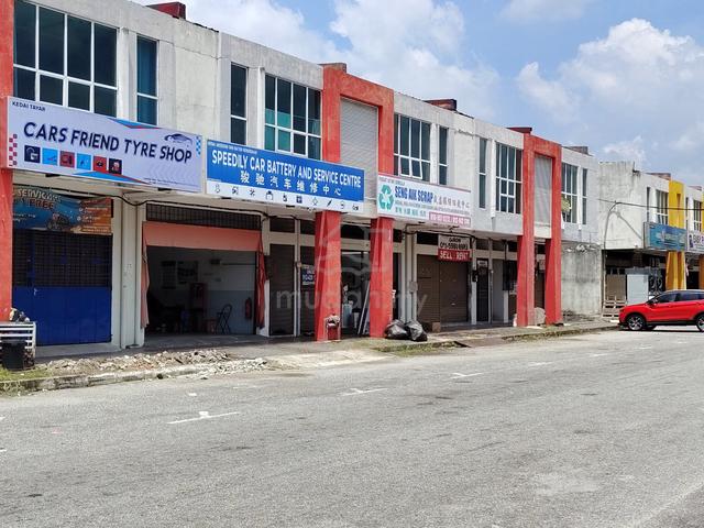 Double storey shop house for rent 1