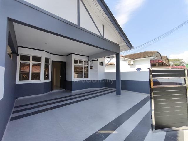 Senai Utama Single storey terrace house for sale 1