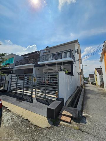 End Lot Taman Ixora BBST_ Cozy Home Renovated Kitchen Near ERL, KLIA, 1