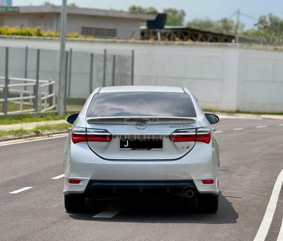 2017 Toyota COROLLA ALTIS 1.8 G FACELIFT (A) - 3