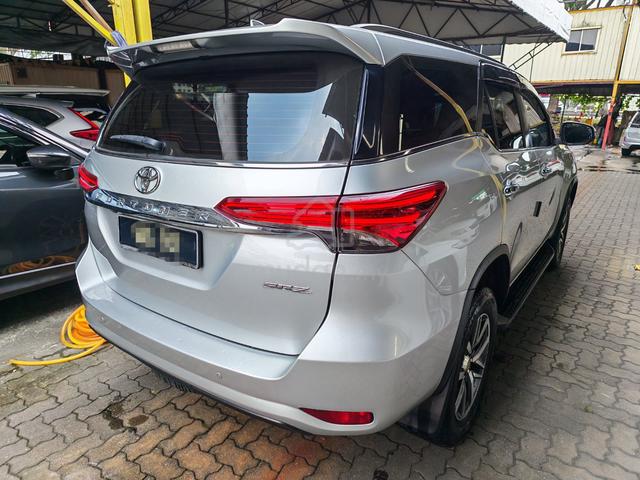 2017 Toyota FORTUNER 2.7 SRZ 4X4 2TR-FE (A) - 2