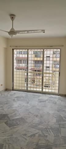 Makmur Apartment 1