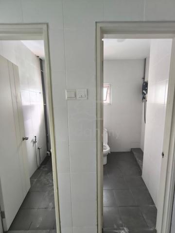 Central Residence, Sungai Besi 1st floor Office for Rent 1