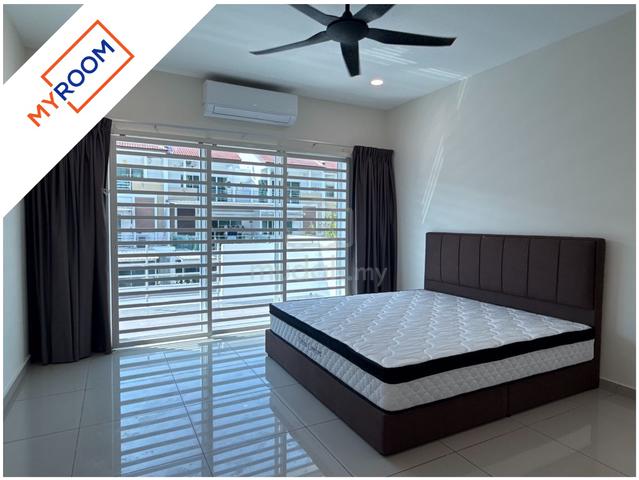 Brand New Master Room with Balcony at Sunway Cassia 🏡 1
