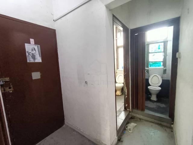 Jln Lumba Kuda Double Storey Terrace House 21bed Renovated Johor Bahru 1