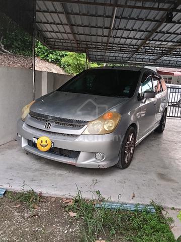 2004 Honda STREAM 2.0 IV RN3854PL FACELIFT (A) - 1