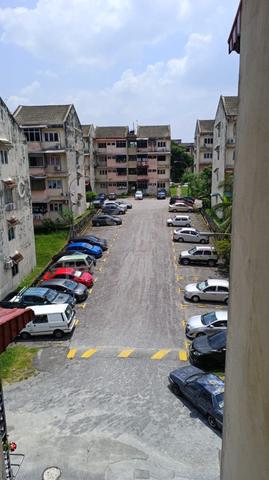 Taman Megah Cheras Apartment (Phase 1B) 1