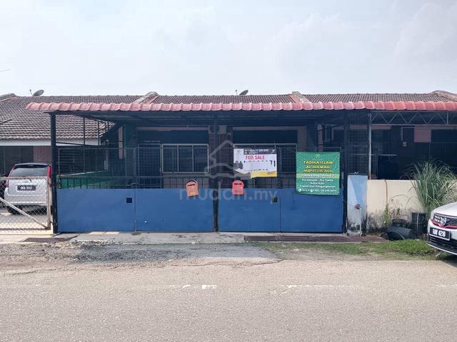 Renovated โ
Teres Setingkat di Jalan bahagia 1