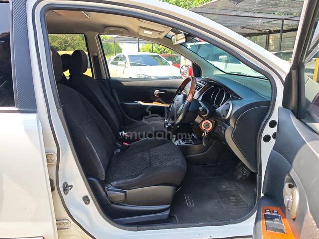 2013 Nissan LIVINA 1.8 (AUTO) - 4