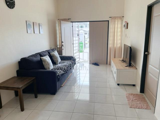Single Storey Intermediate House Taman Berlian Stabil 1
