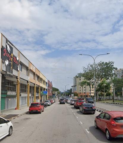 Facing Main Road ~ Ground Floor Shop at Melaka Raya For Rent 1