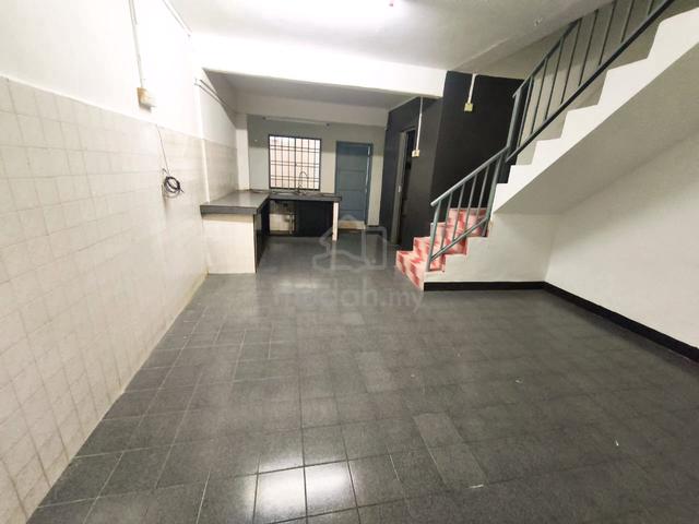 Permas jaya double storey house for sale/full loan unit 1