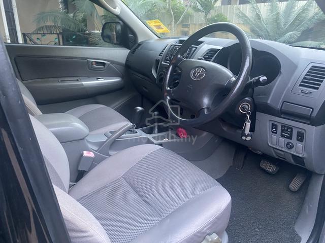 2011 Toyota HILUX 3.0 G MY05 KUN26R FACELIFT II - 1