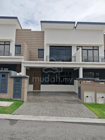 CHEAP * Diamond City Emerald Residence 4R4B P/F Semenyih Selangor 1