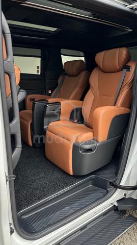 2025 UNREG Toyota VELLFIRE Z PREMIER - 2