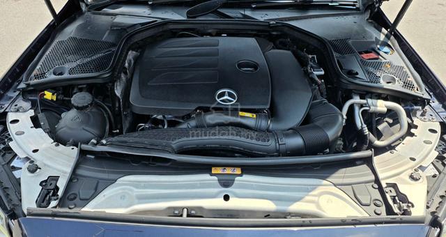 2018 Mercedes Benz C300 2.0 AMG LINE (A) F/S RECOD - 4