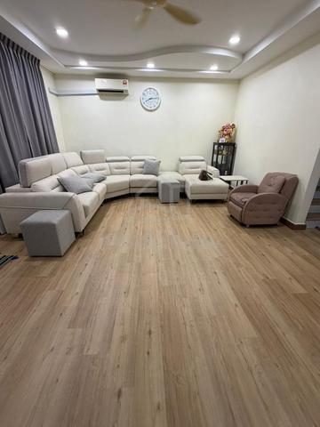 Indahpura / Full Loan / 22x70 / Double Storey Terrace /Fully Renovated 1