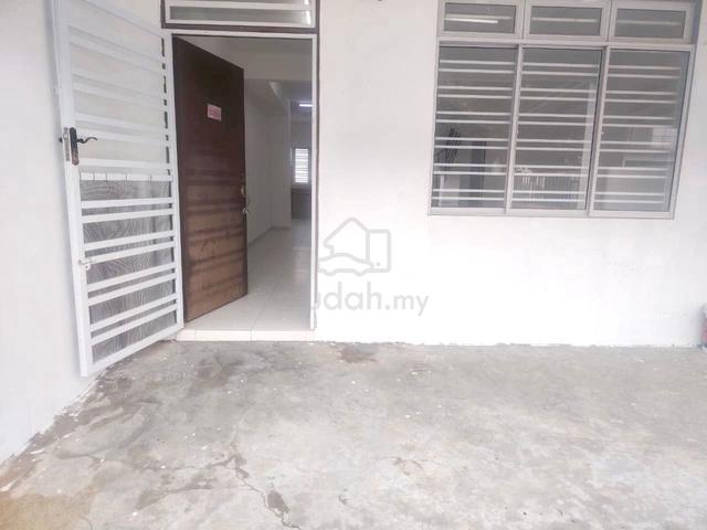 2.5 Storey Terrace House @ Taman Scientex Pasir Gudang 1