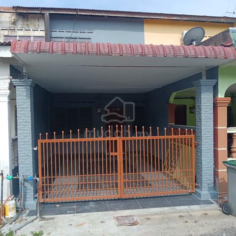 Rumah taman merlimau baru 1