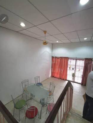 PARTIAL FURNISHED DSTH TAMAN SOGA Batu Pahat, Johor 1