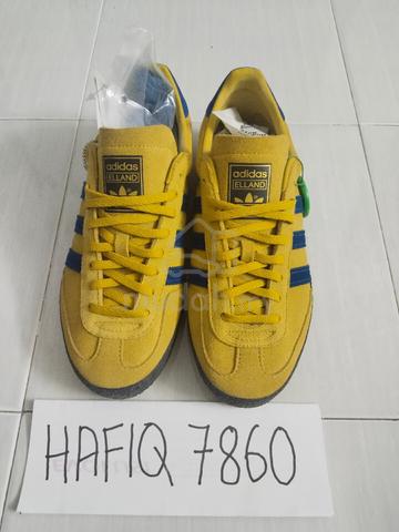 adidas elland spzl 7uk Shoes for sale in Bangi Selangor