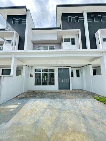 FACING OPEN 💥 Double Storey D'Cendana Semenyih 1
