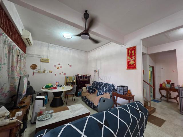 Huge Carporch 2 storey house Ayer Keroh Heights near muzaffah heights 1