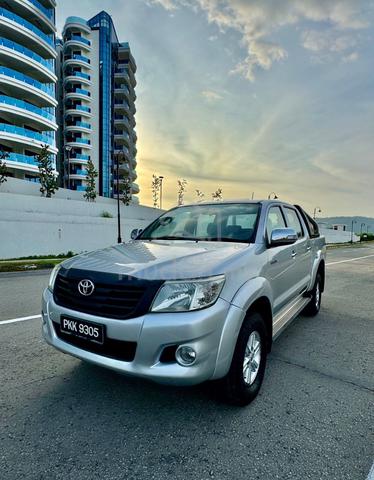2012 Toyota HILUX 2.5 G (A) - 3