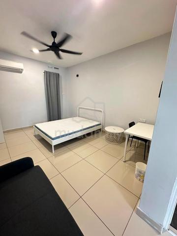 AffORDABLE ROOM FOR RENT IN LUNAS. 1