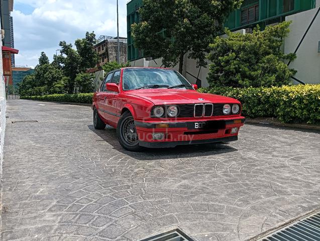 Bmw E30 318i - 1