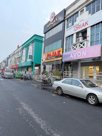 1st Floor Shop Office @ Taman Kinrara, Jalan Puchong, Selangor 1