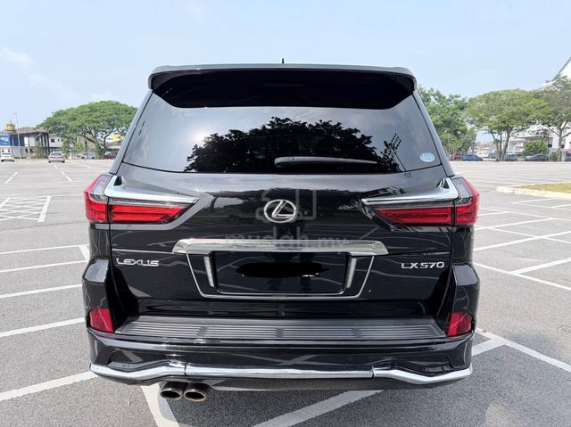 URGENT SELLING 2018 Lexus LX570 5.7 (A) - 5