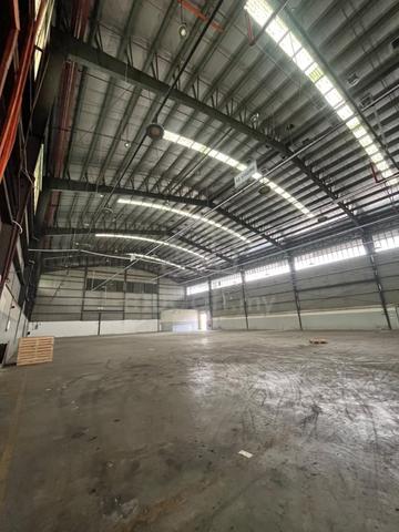 Warehouse Factory Office in Hicom Industrial Estate,Shah Alam for RENT 1