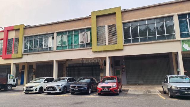 1.5sty Factory/Warehouse (2500sf) Alam Damai Cheras for rent 1
